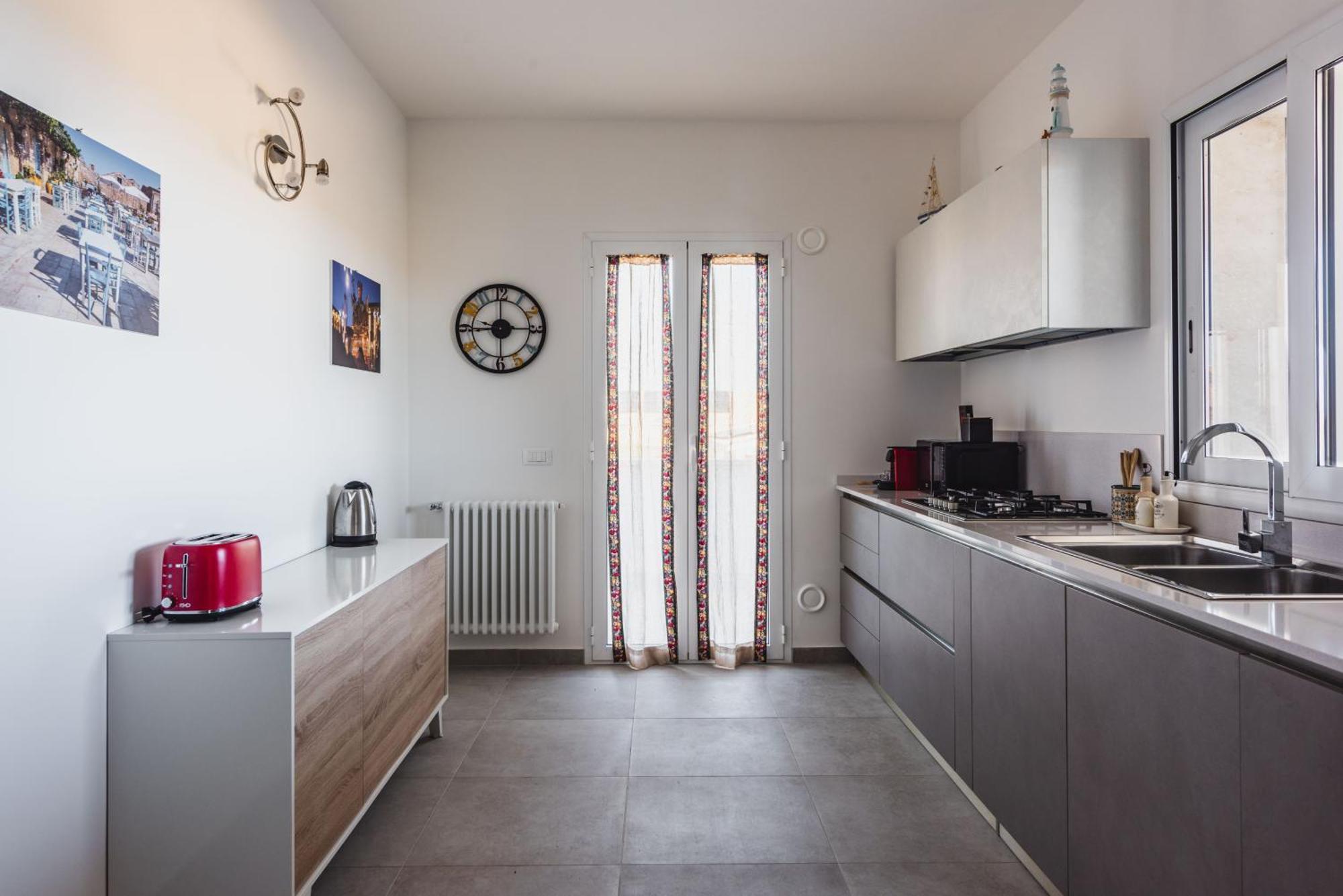 Etna Mare Apartments By Wonderful Italy Аугуста Экстерьер фото