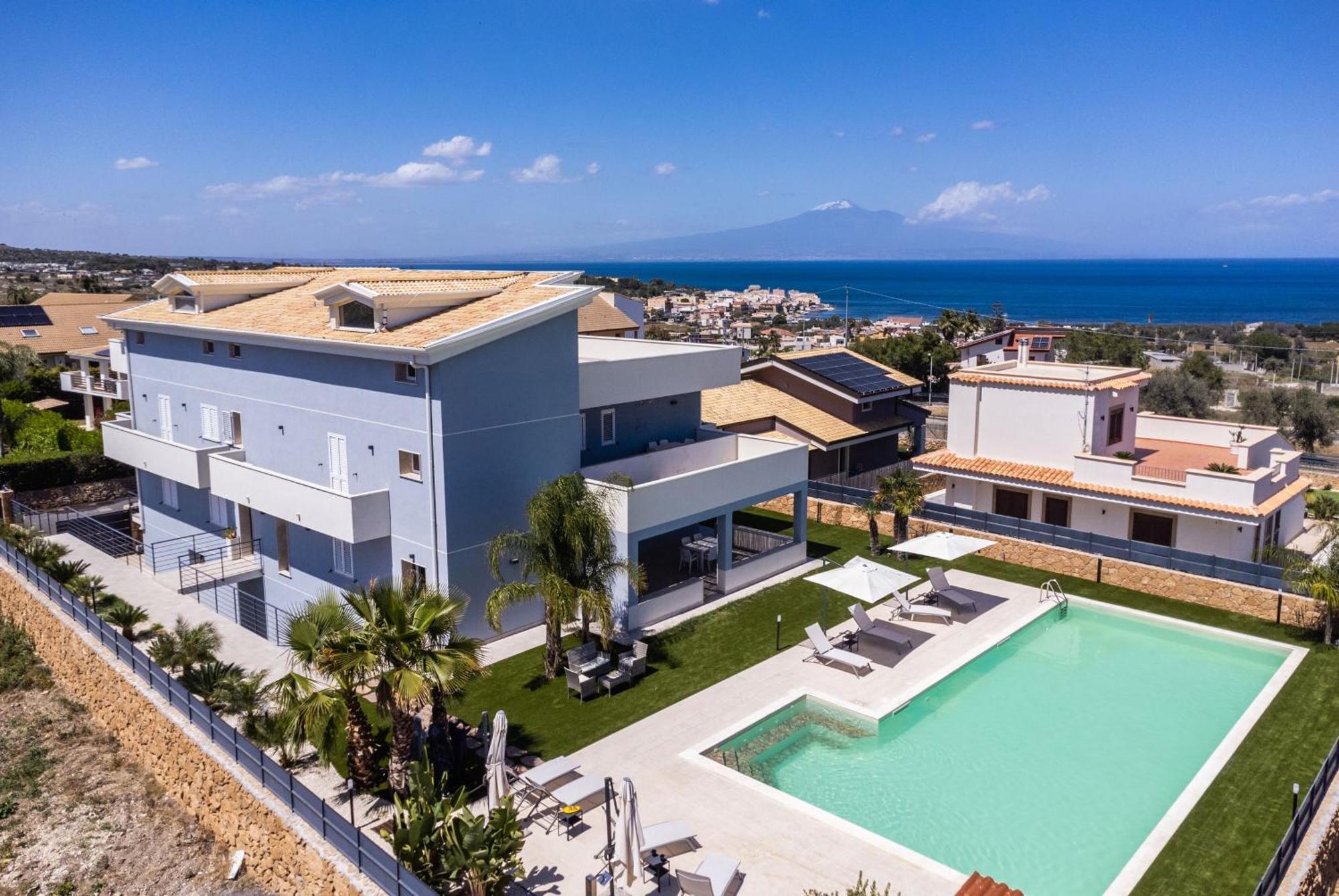 Etna Mare Apartments By Wonderful Italy Аугуста Экстерьер фото